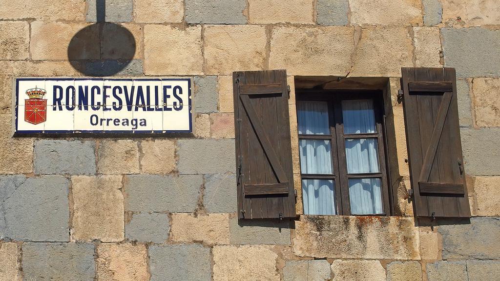 Posada De Roncesvalles Zewnętrze zdjęcie